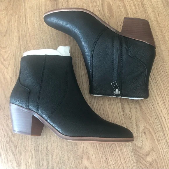 NIB $198 Madewell The Western Black Leather Bootie in size 7.5! - Picture 9 of 15